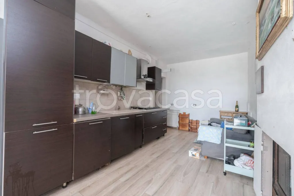 Cuisine - Villa with Pools and Garden in Mazzè