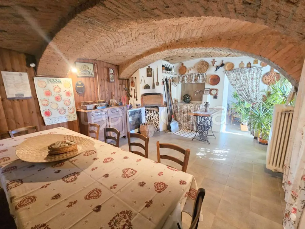 Sala da pranzo - Villa with Panoramic Views in Condove