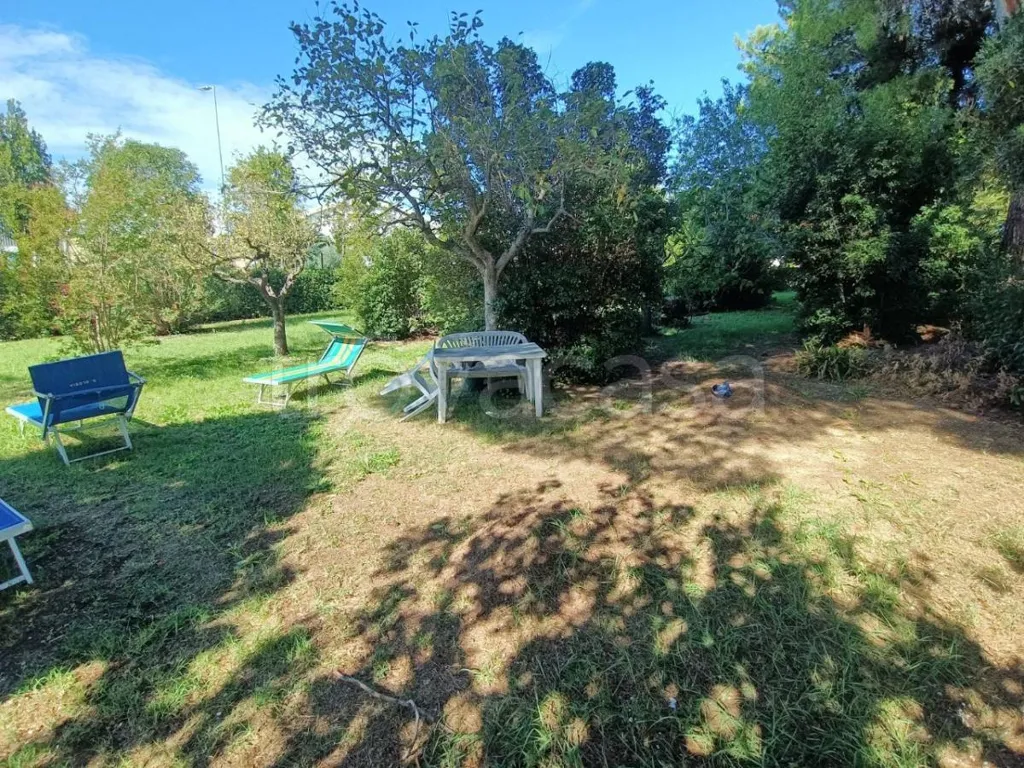 Jardin - Detached House with Private Garden in Pesaro