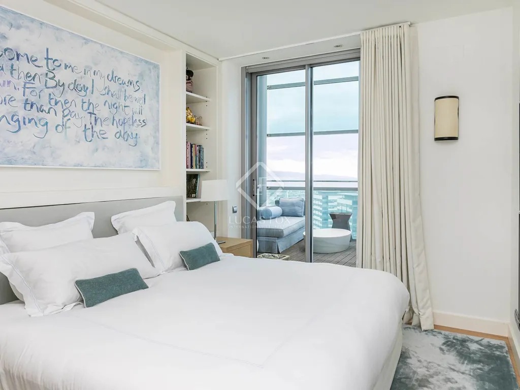Bedrooms - Contemporary Apartment with Sea Views in Diagonal Mar