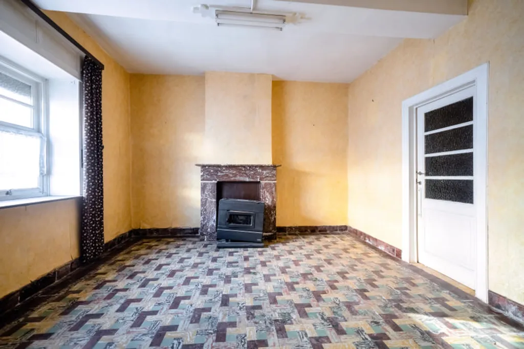 Elutuba - Renovatable House with Garden in Wonck