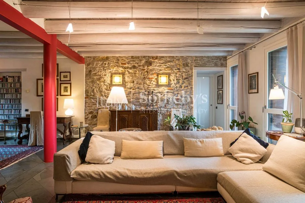 Elutuba - Luxury Villa with Private Garden in Longuelo