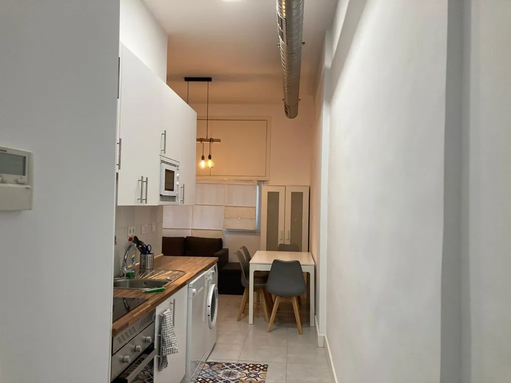 Cuisine - Refurbished Flat with Lift in Vallehermoso, Madrid