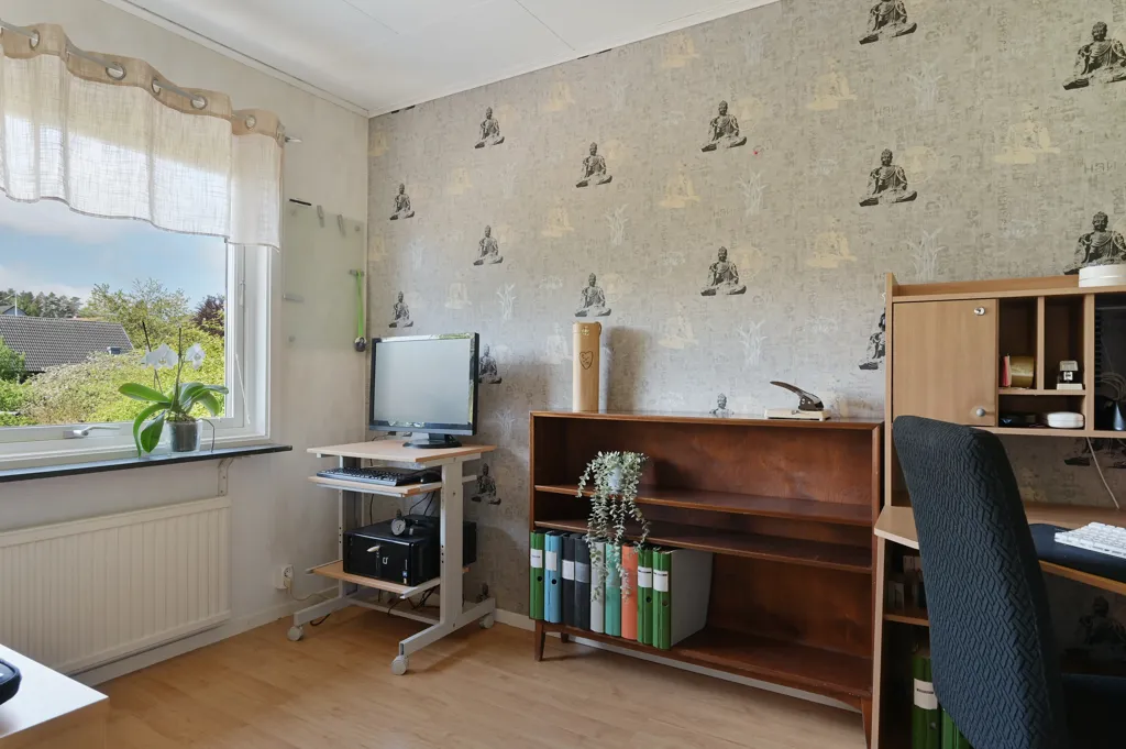 Bureau - 60s Villa with Large Garden in Västra Jakobsberg