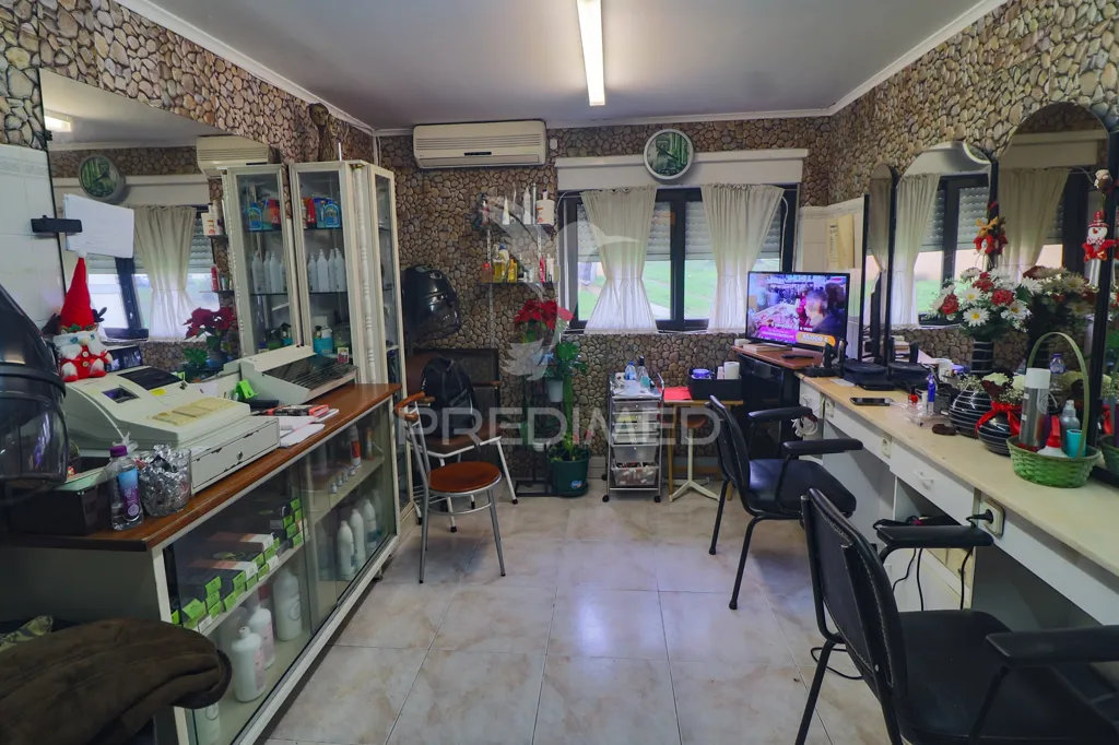 Office - T3 Apartment with Garden in Olivais, Lisbon
