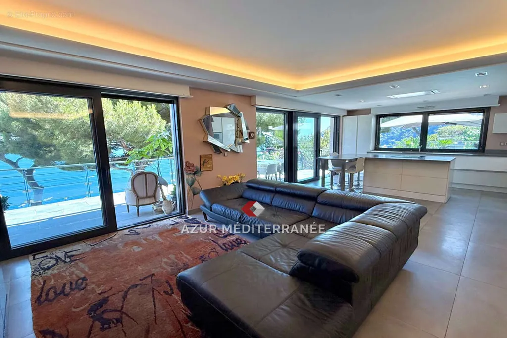 Elutuba - Maison with Sea View in Èze Bord de Mer