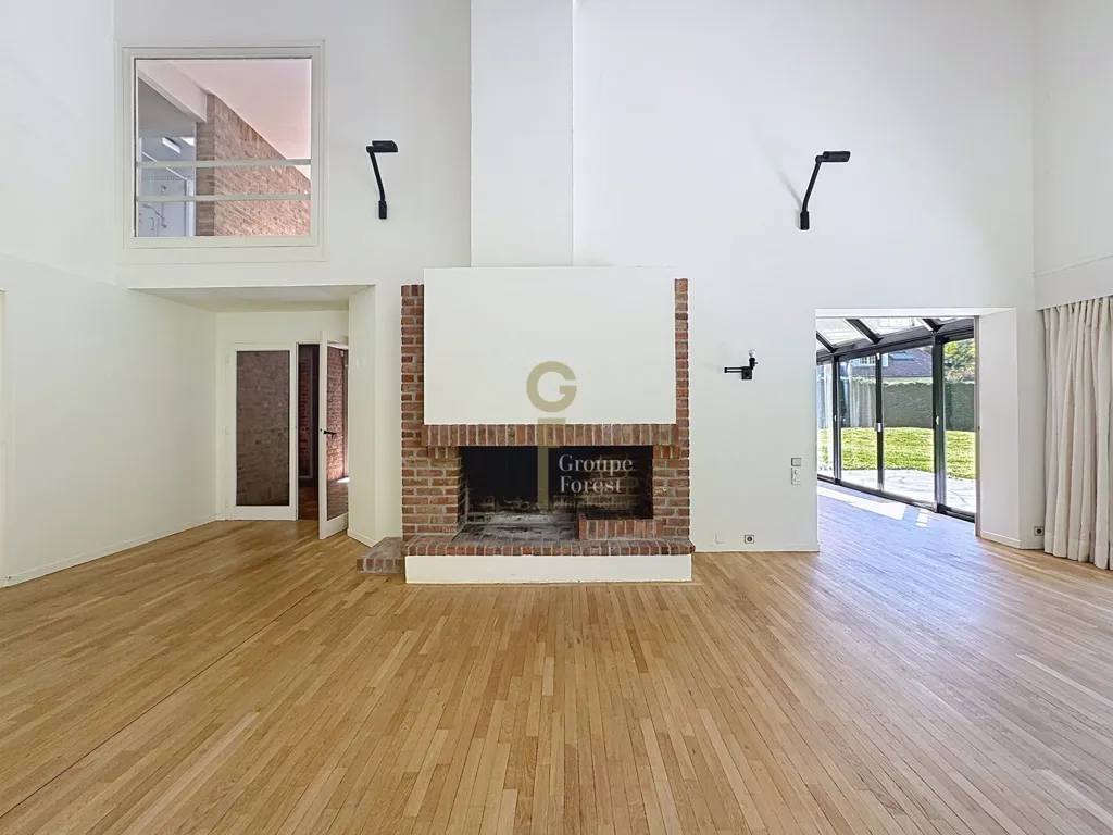 Living Room - Architect's House with Garden in Croix