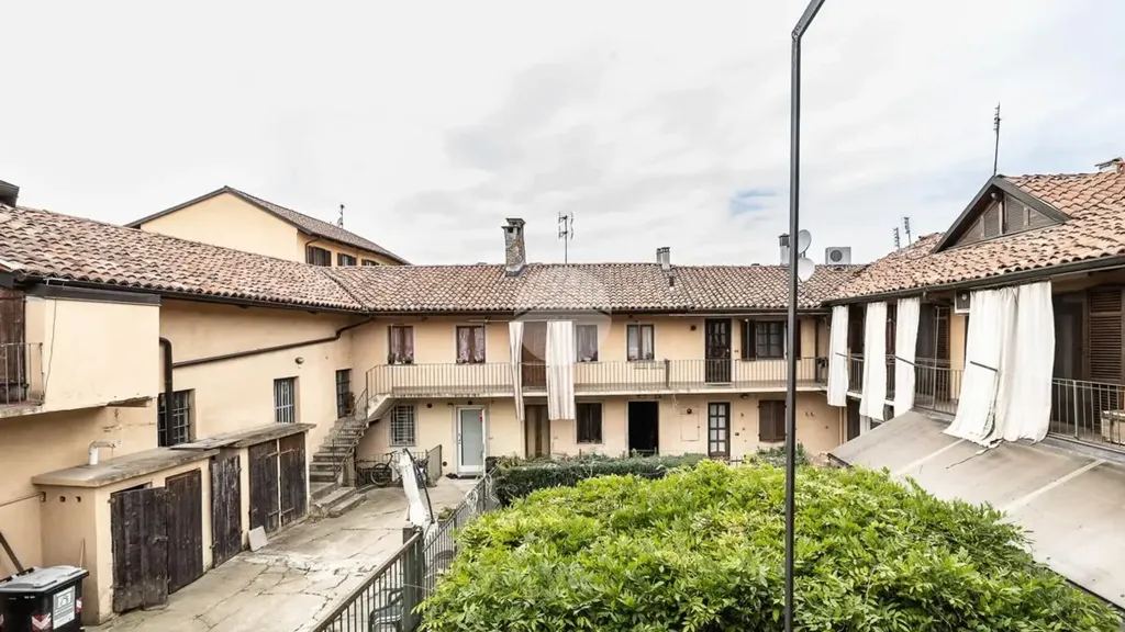 Giardino - Rustic-Style Flat with Balcony in Chieri