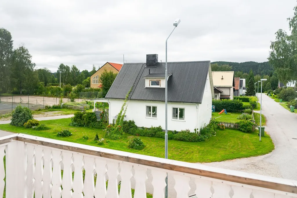 Rõdu - Detached House with Garden in Ramsele