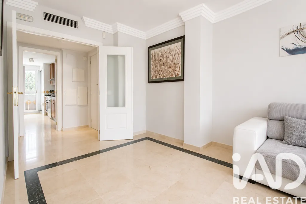 Séjour - 2-Bed Apartment with South Terrace in Río Real Golf, Marbella