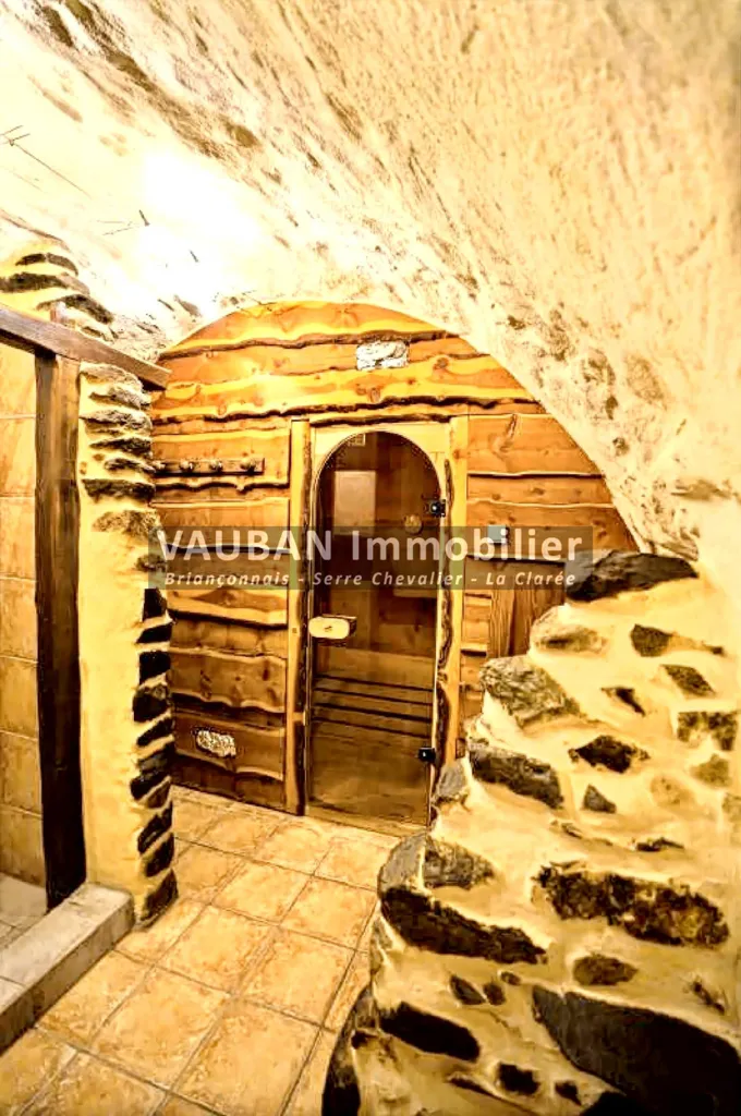 Toad - Luxury Chalet-Style House near Briançon
