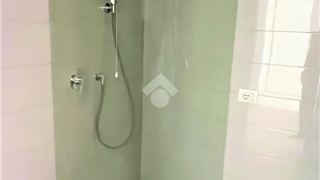 Bathrooms - Newly Built Triplex with Two Bedrooms in Ponte San Giovanni