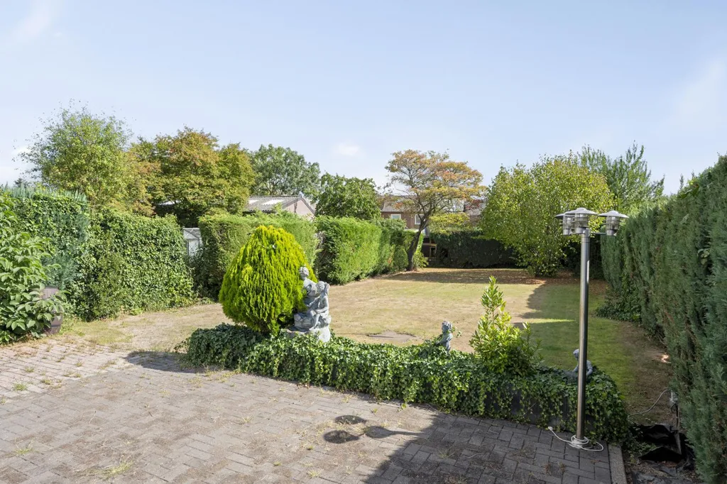 Jardin - Maison 11 pièces à Buchten
