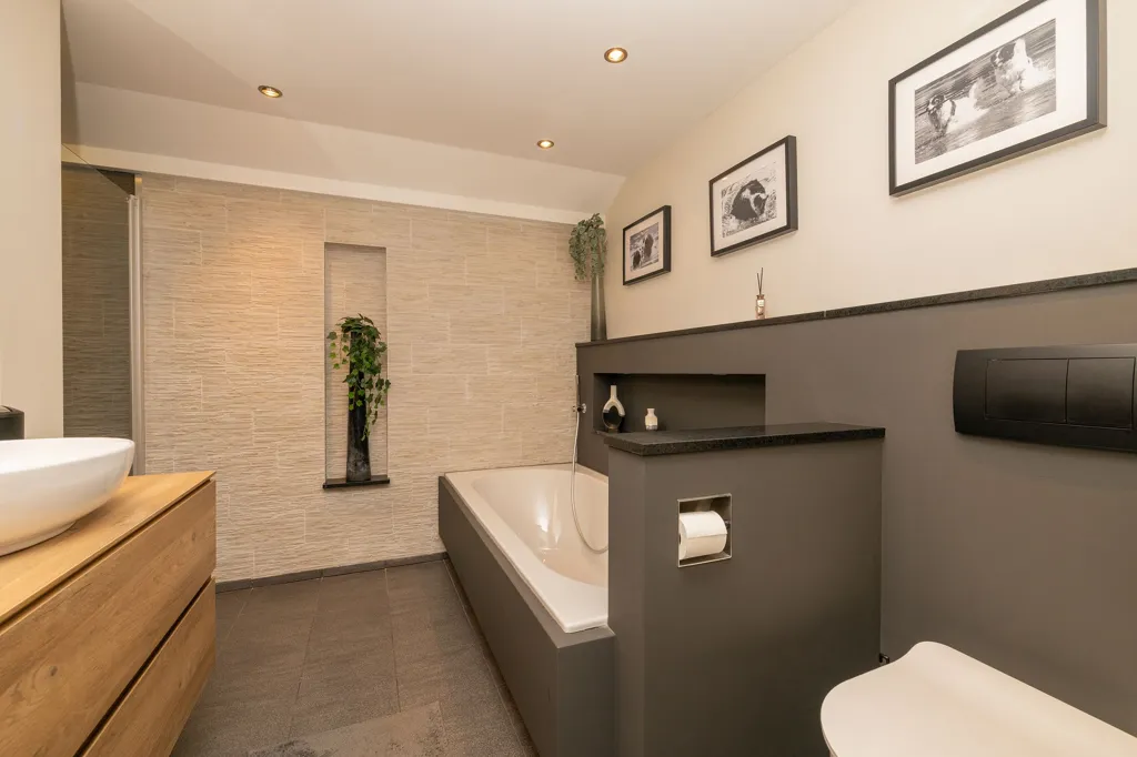 Vannitoad - Stylish Loft with Garage in Haastrecht Centre