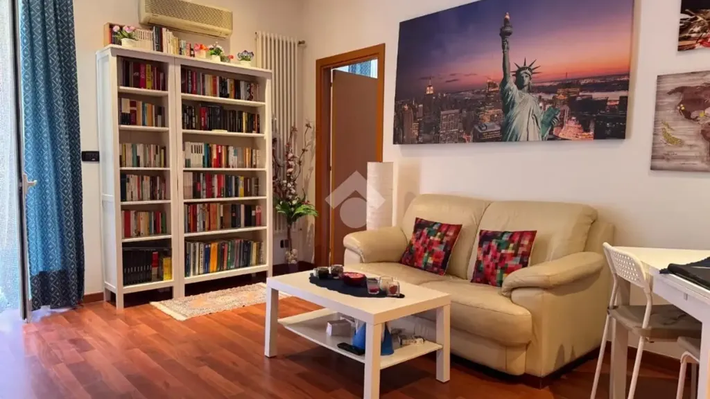 Living Room - Rusticated Two-Bedroom Apartment in Bari