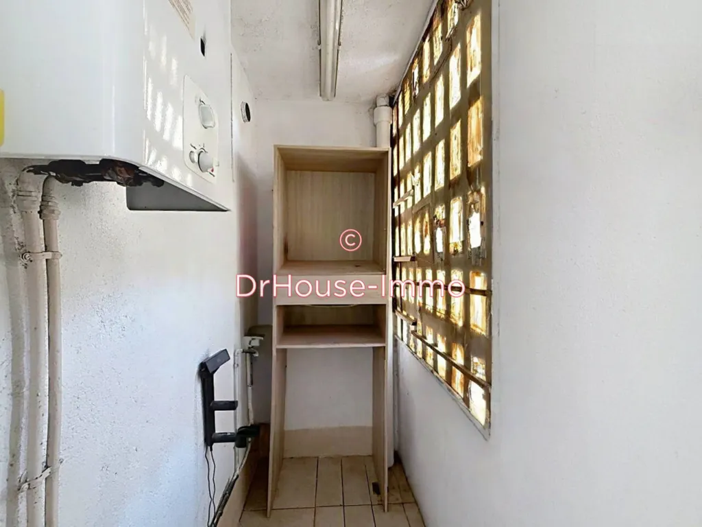 Pesuköök - 3-Bedroom Apartment with South View in Vitrolles