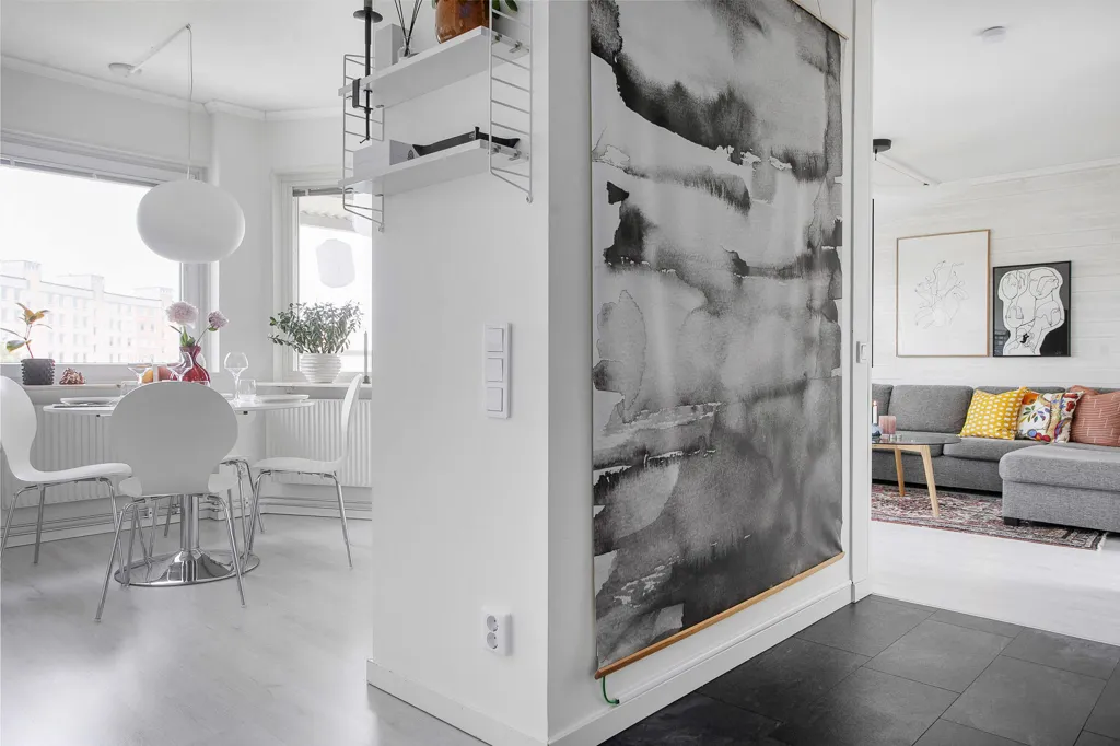 Elutuba - Apartment with South-Facing Balcony in Tyresö
