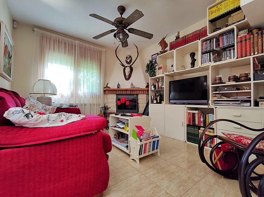 Elutuba - Detached Villa with Pool in Caspe