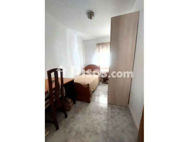 Chambres - Furnished Flat with Trunk Room in Laguna Centre