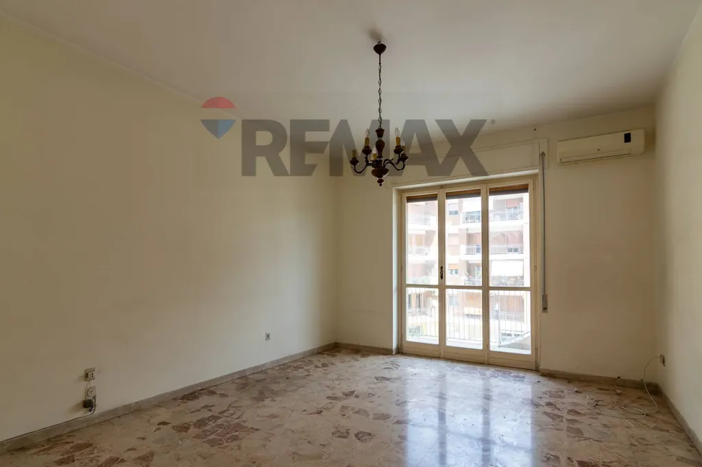 Pièces - Apartment with Balcony in Siracusa Centre