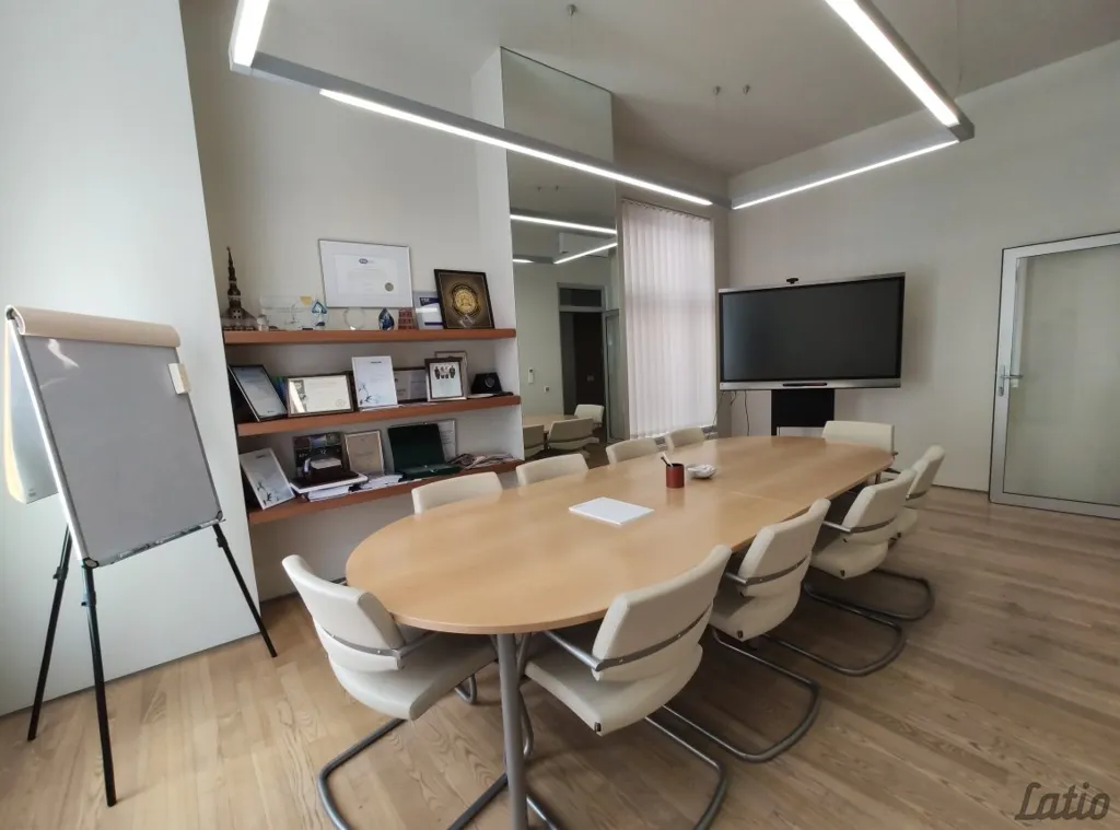 Bureau - Office Space with Historic Setting in Old Riga