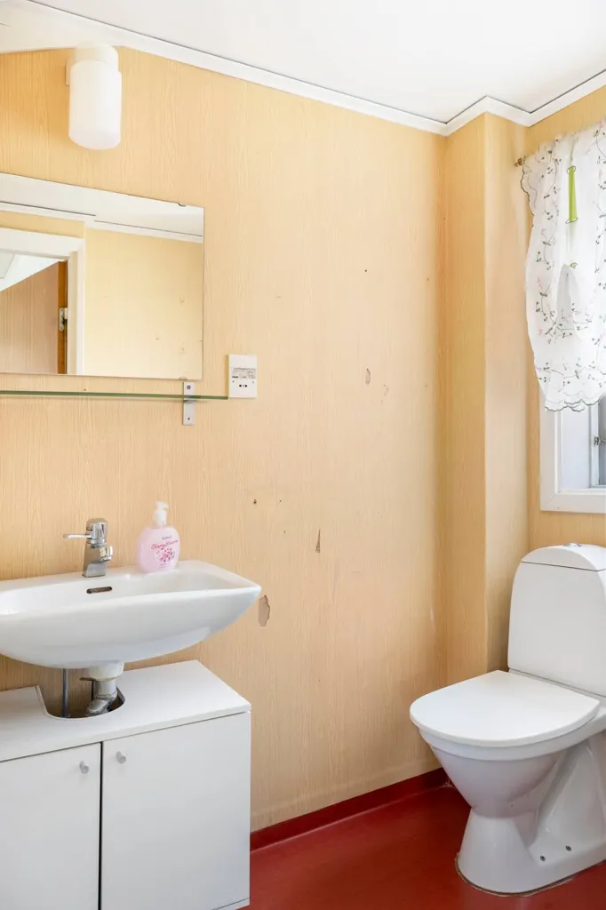 3-toaline maja asukohas Säters kommun