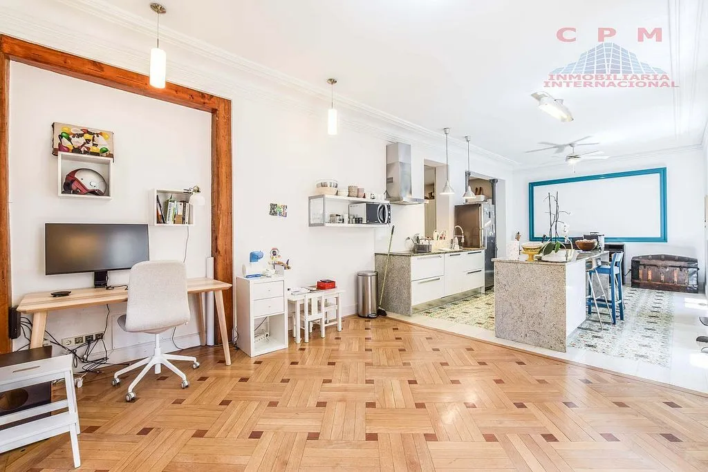 Séjour - Reformed Apartment with Balcony in Chueca