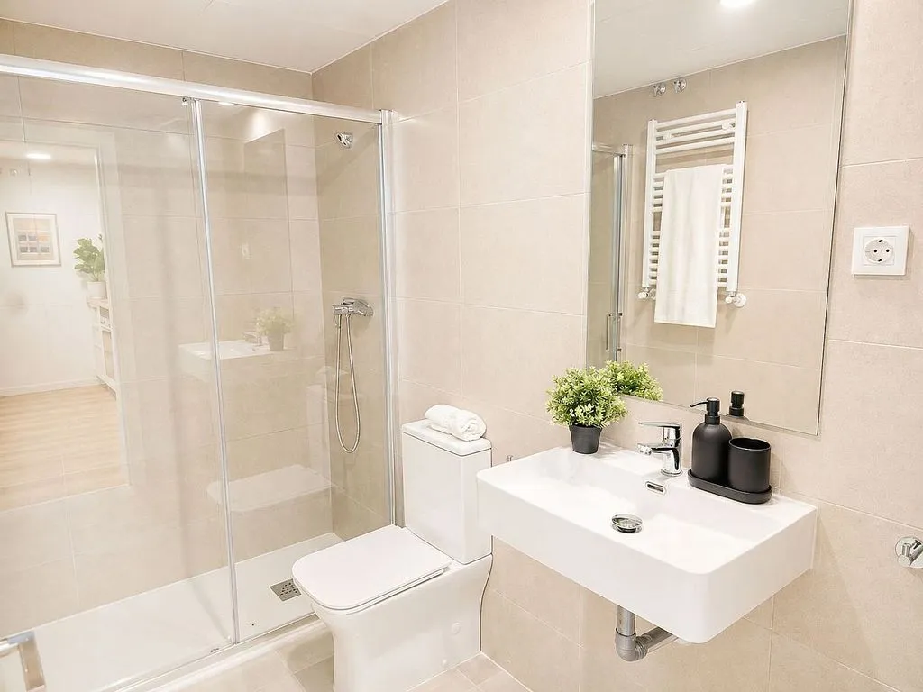 Salles de bain - New Flat with Elevator in Planetario Street