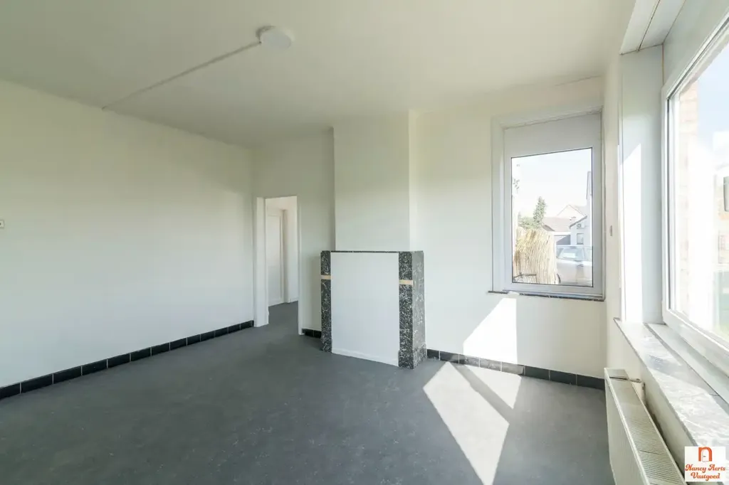 Rooms - Apartment Building with High Visibility in Herk-de-Stad