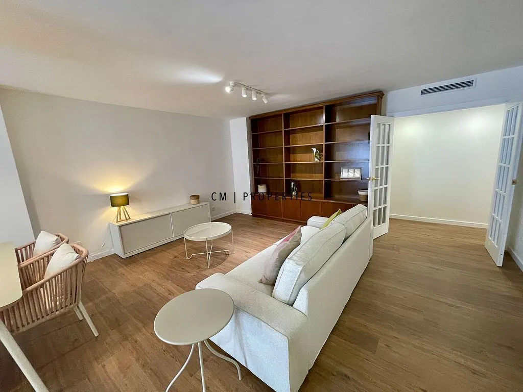 Séjour - Furnished Flat with Garage in Russafa, Valencia