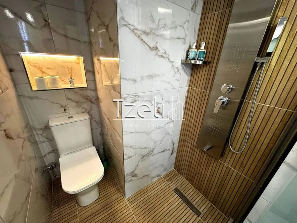 Bagni - Renovated Studio with Balcony in Patras Centre