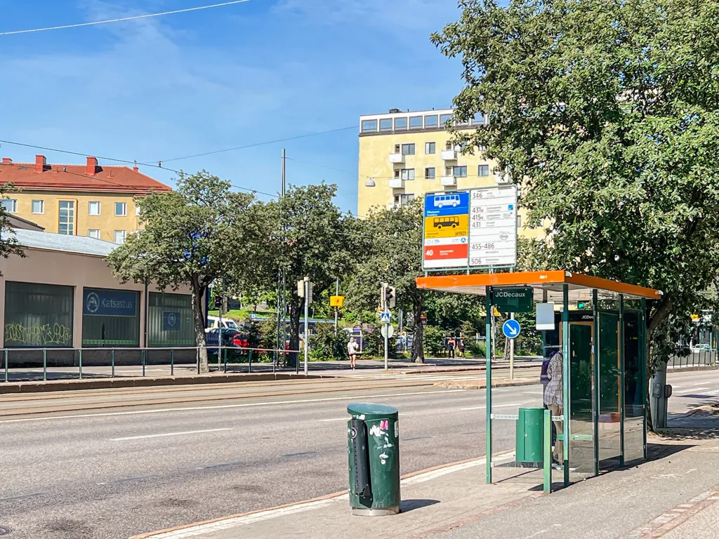 Charming Apartment with Park Views in Taka-Töölö